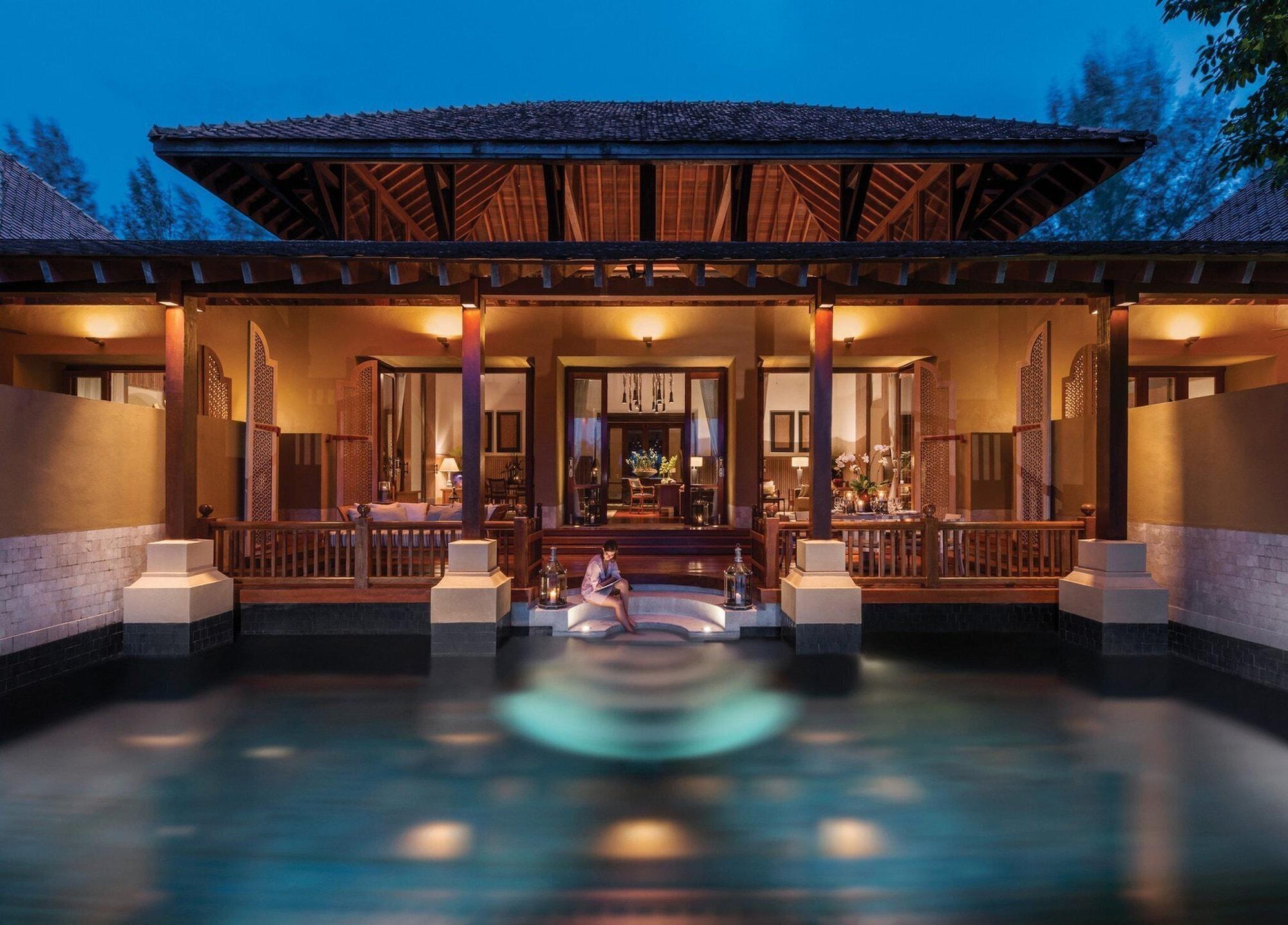 Four Seasons Tempat peranginan 5*