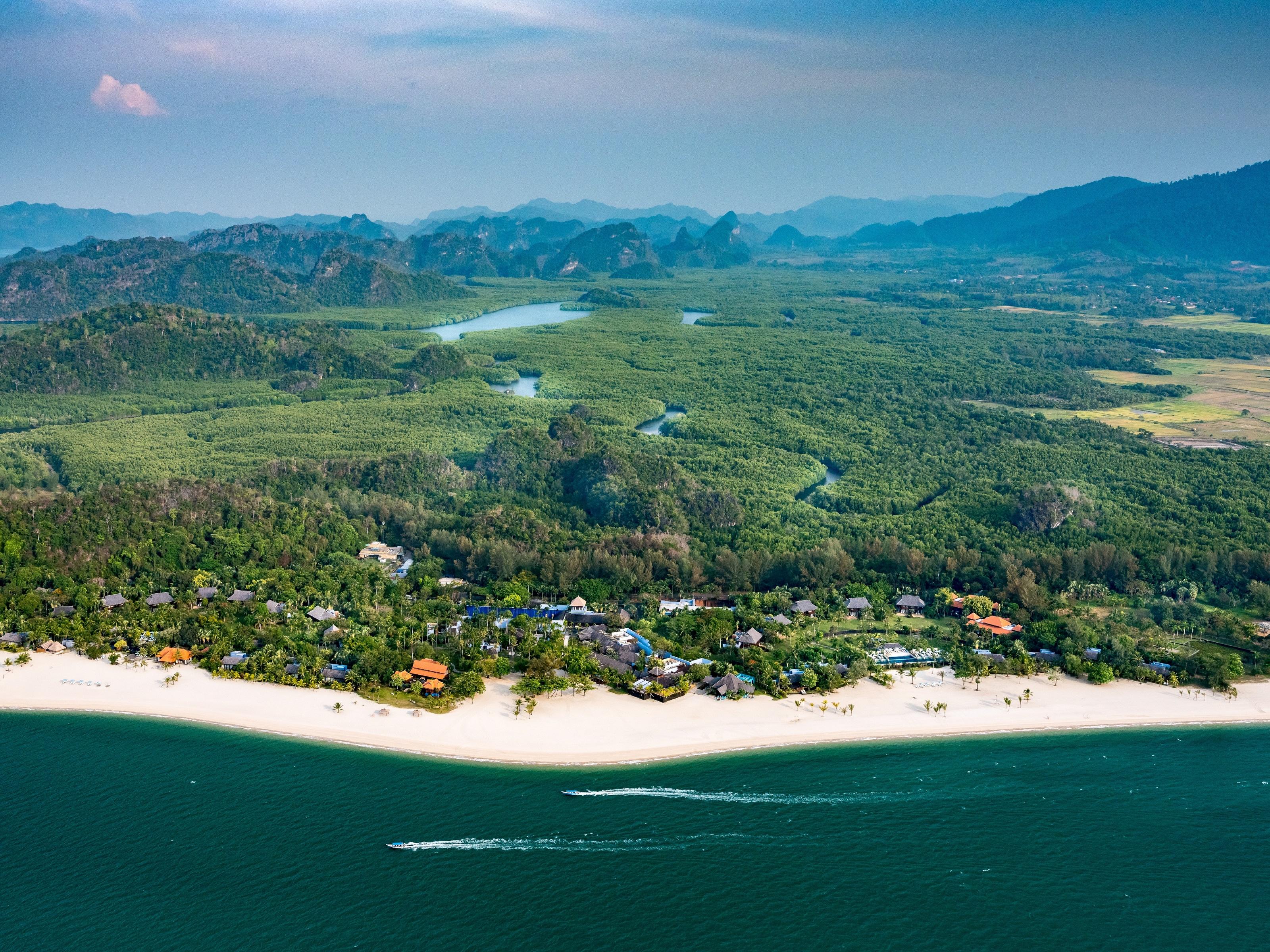 Tempat peranginan Four Seasons 5*